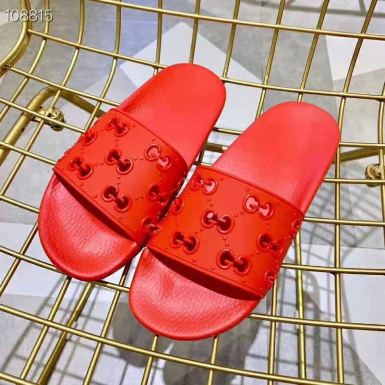 gucci rubber slides red