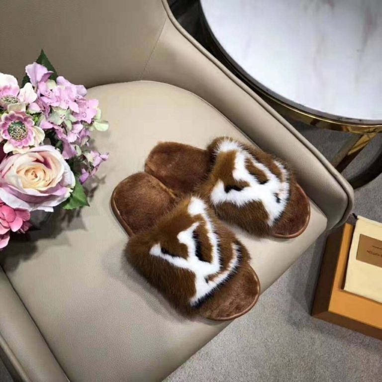 homey flat mule lv price