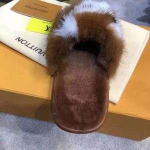 lv homey flat mule
