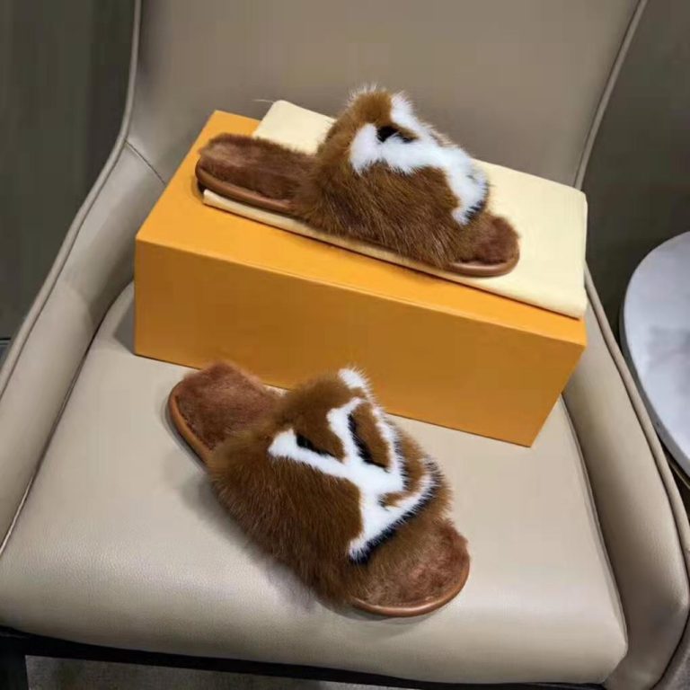 louis vuitton homey flat mule price