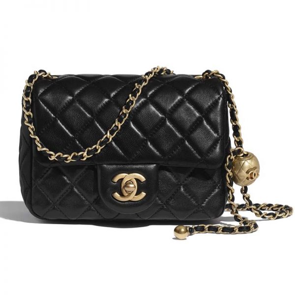Chanel Women Flap Bag in Lambskin Leather-Black