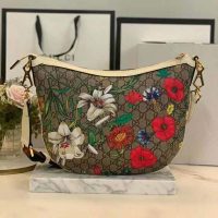 Gucci GG Women GG Flora Shoulder Bag BeigeEbony Supreme Canvas