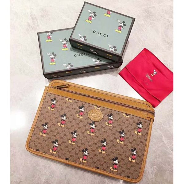 Gucci GG Unisex Disney x Gucci Pouch Mini GG Supreme Canvas (3)