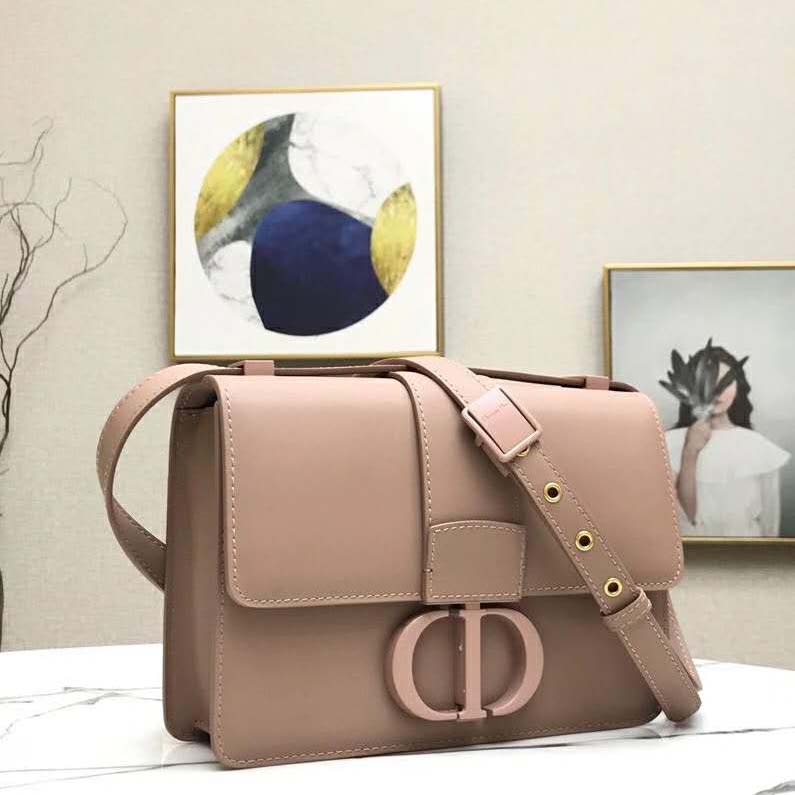Dior Women 30 Montaigne Bag in Ultramatte Grained Calfskin-Pink - Brandsoff