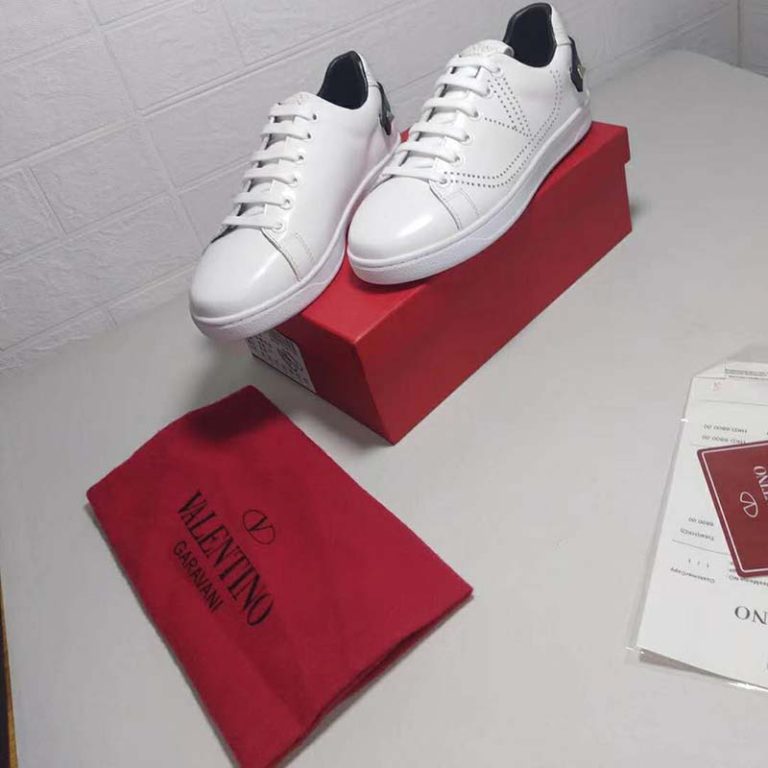 backnet calfskin sneaker