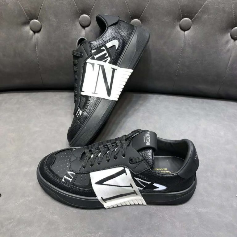 calfskin vl7n sneaker with bands