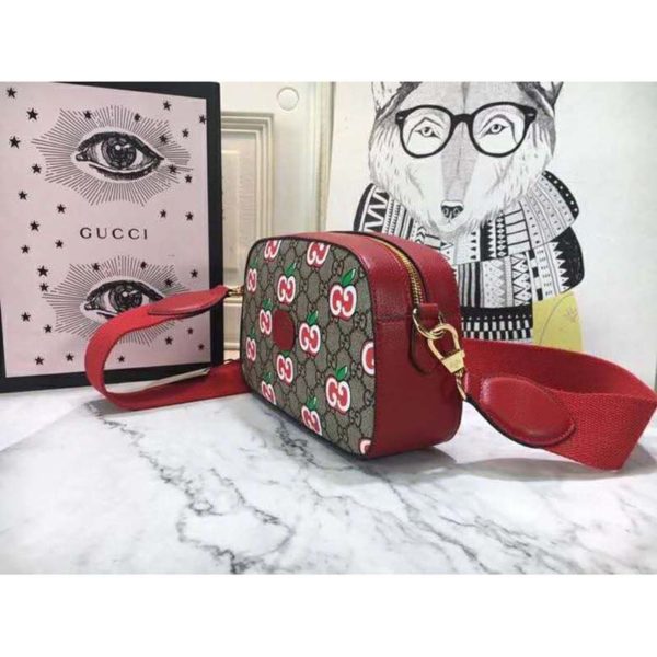 Gucci Women Small Shoulder Bag GG Apple Print Supreme Canvas (9)