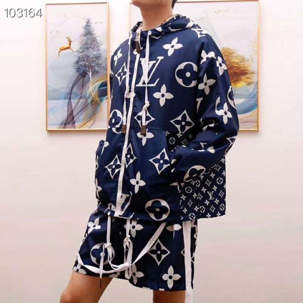 Louis Vuitton LV Men LV Escale Printed Parka Monogram Canvas Relaxed Fit (5)