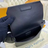 Louis Vuitton LV Unisex Aerogram Slingbag Black Grained Calf Leather