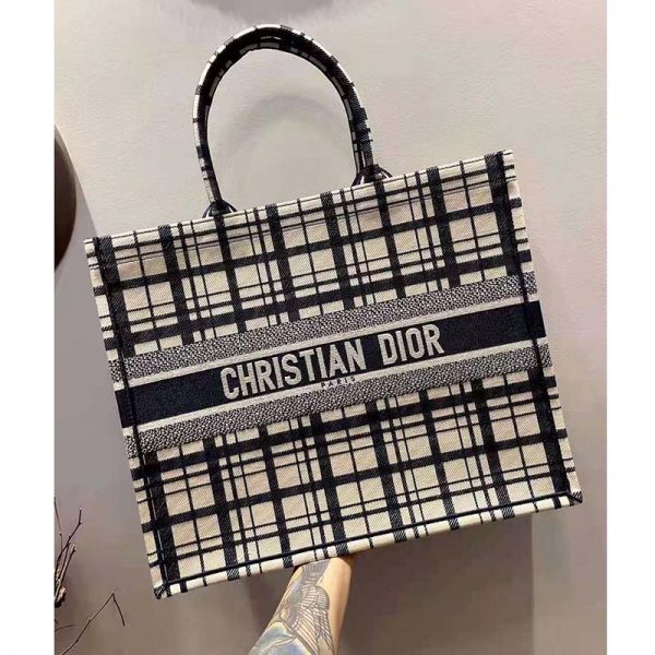 Dior Women Dior Book Tote Blue Check’n’Dior Embroidery (10)