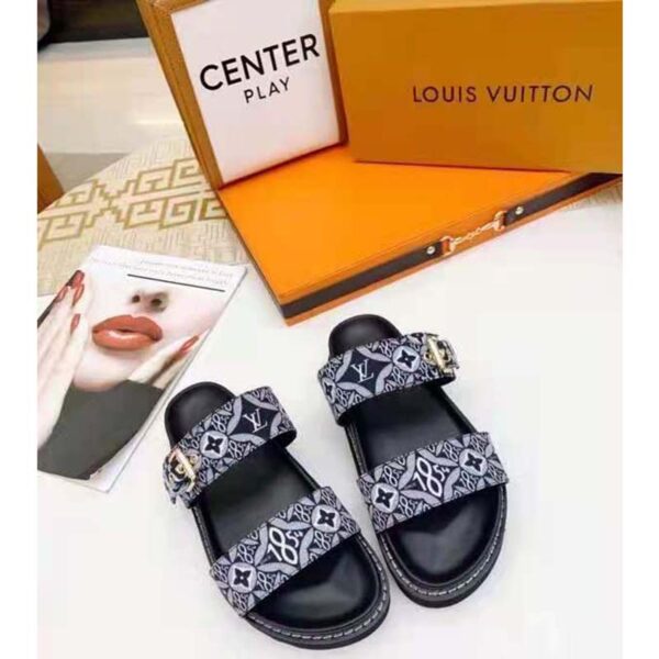 Louis Vuitton LV Women Since 1854 Paseo Flat Comfort Mule Gray Silver-Color Hardware (5)