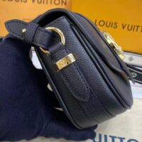 Louis Vuitton LV Women LV Pont 9 Soft MM Noir Crème Grained Calfskin Smooth Cowhide