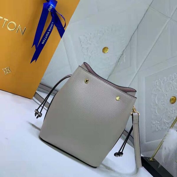 Louis Vuitton LV Women Nano Lockme Bucket Bag Greige Beige Grained Calf (8)