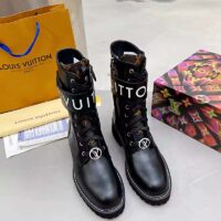 Louis Vuitton Unisex Territory Flat Ranger Black Calf Leather LV Circle (1)