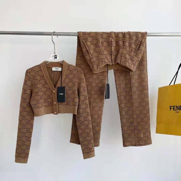 Fendi Women Pants Beige Velvet and Viscose Pants (2)