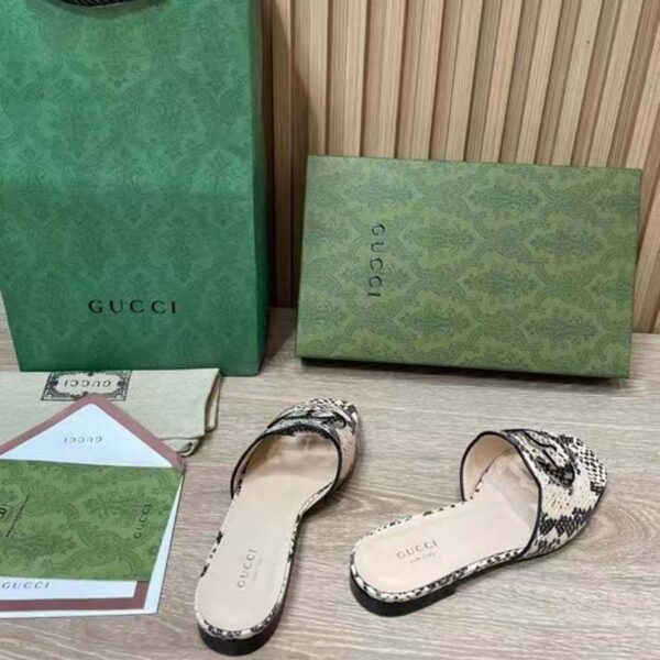 Gucci Women Interlocking G Cut Out Slide Sandal Beige Black Python Print Leather Flat (7)