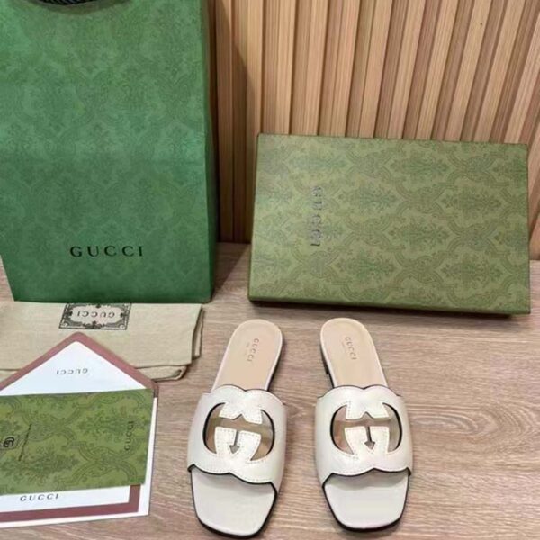 Gucci Women Interlocking G Cut Out Slide Sandal White Leather Flat (3)