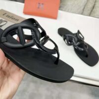 Hermes Women Egerie Sandal in Waterproof TPU with Chaine D Ancre Motif-Black (1)