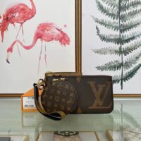 Louis Vuitton LV Unisex Trio Pouch Monogram Giant Mini Coated Canvas Cowhide (2)