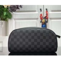 Louis Vuitton LV Unisex Dopp Kit Toilet Pouch Grey Damier Graphite Canvas (8)