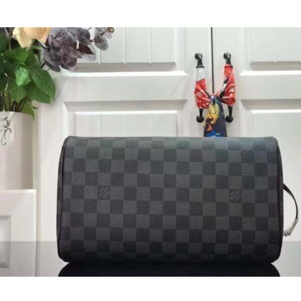 Louis Vuitton LV Unisex Dopp Kit Toilet Pouch Grey Damier Graphite Canvas (5)