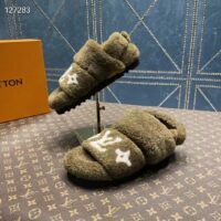 Louis Vuitton LV Unisex Paseo Flat Comfort Mule Dark Green Shearling Monogram Flowers (8)