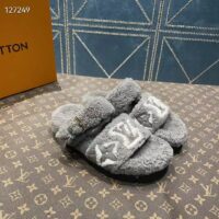 Louis Vuitton LV Unisex Paseo Flat Comfort Mule Grey Shearling Monogram Flowers (12)