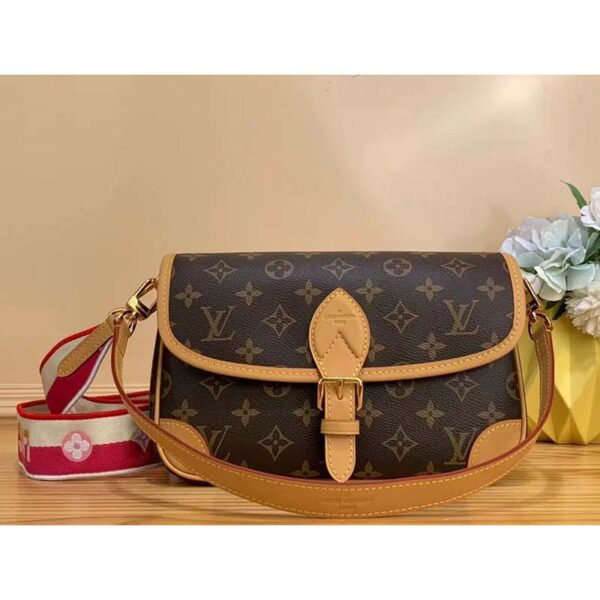 Louis Vuitton LV Women Diane Pink Monogram Coated Canvas Textile Lining (8)