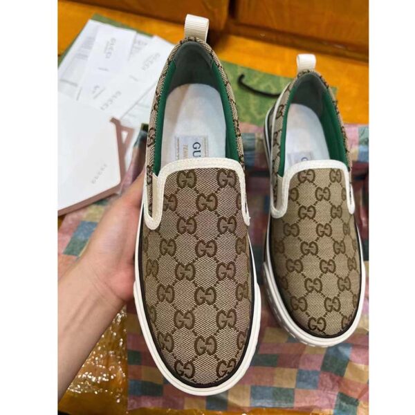 Gucci Unisex GG Tennis 1977 Slip On Sneaker Beige Ebony GG Supreme Canvas (7)