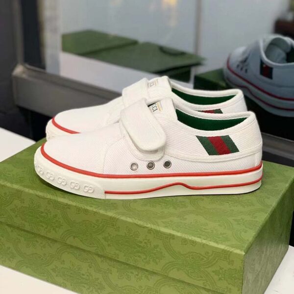 Gucci Unisex GG Tennis 1977 Sneaker White Leather Rubber Sole Velcro Closure Flat (5)