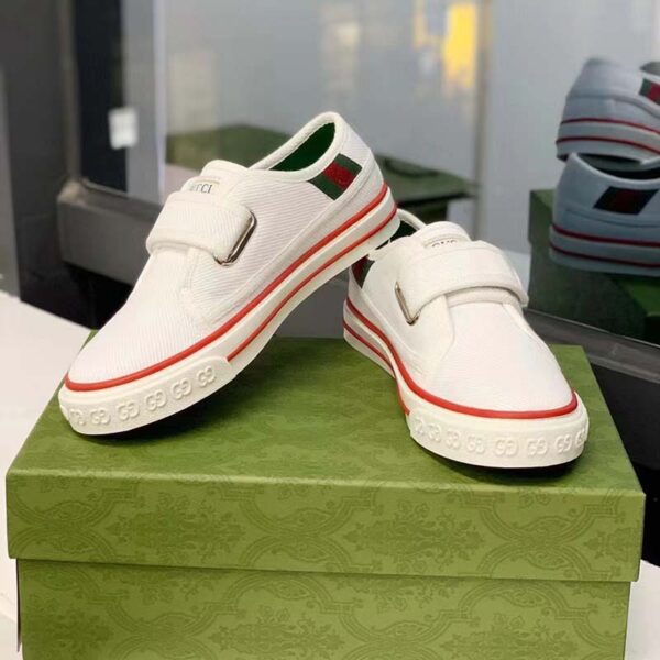 Gucci Unisex GG Tennis 1977 Sneaker White Leather Rubber Sole Velcro Closure Flat (7)