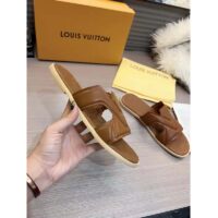 Louis Vuitton LV Unisex Oasis Mule Moka Brown Grained Calf Leather Rubber Signature (7)