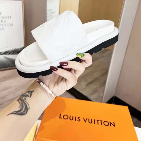 Louis Vuitton LV Unisex Pool Pillow Flat Comfort Mule White Monogram Embossed Lambskin (10)