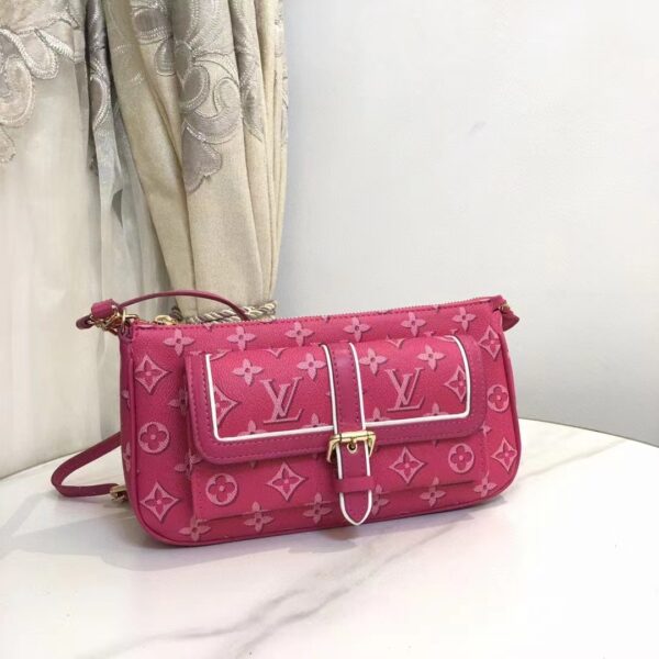 Louis Vuitton LV Women Maxi Multi Pochette Accessoires Handbag Fuchsia Pink Monogram Coated Canvas (5)