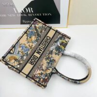 Dior Women CD Medium Book Tote Beige Multicolor Jardin D’Hiver Embroidery (10)