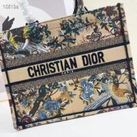 Dior Women CD Medium Book Tote Beige Multicolor Jardin D’Hiver Embroidery (10)