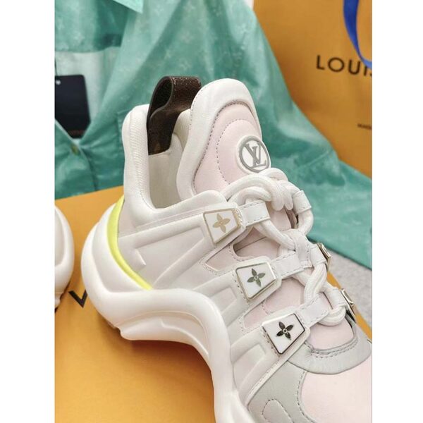 Louis Vuitton Women LV Archlight Sneaker Rose Clair Pink Lambskin Oversized Rubber Outsole (3)