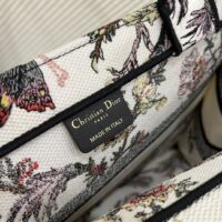 Dior Women CD Medium Book Tote White Multicolor Jardin Botanique Embroidery (1)