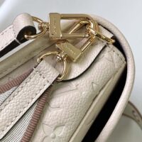 Louis Vuitton LV Women Diane Crème Beige Embossed Supple Grained Cowhide Leather (4)