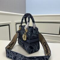 Dior Women CD Medium Lady D-Lite Bag Denim Blue Toile De Jouy Embroidery (1)